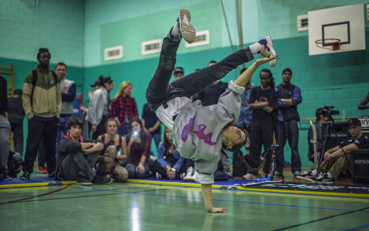 Break Dance Battle - Break Dance Crew