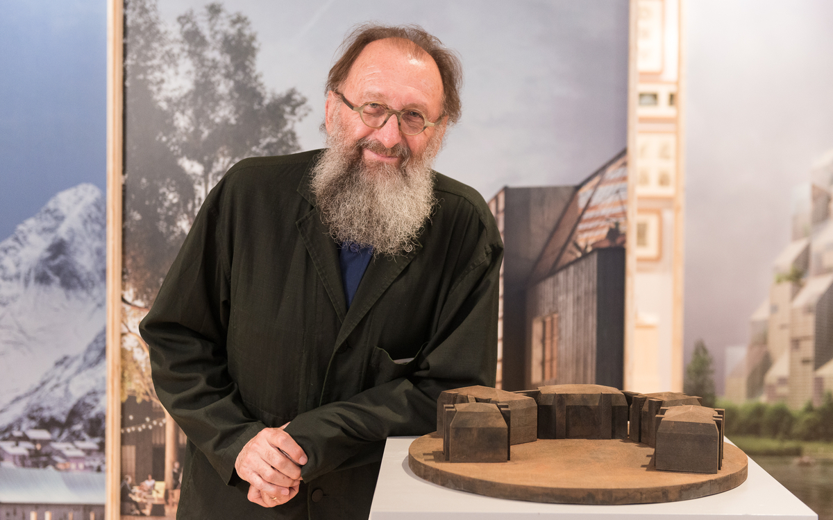 Exposition Happy Stations