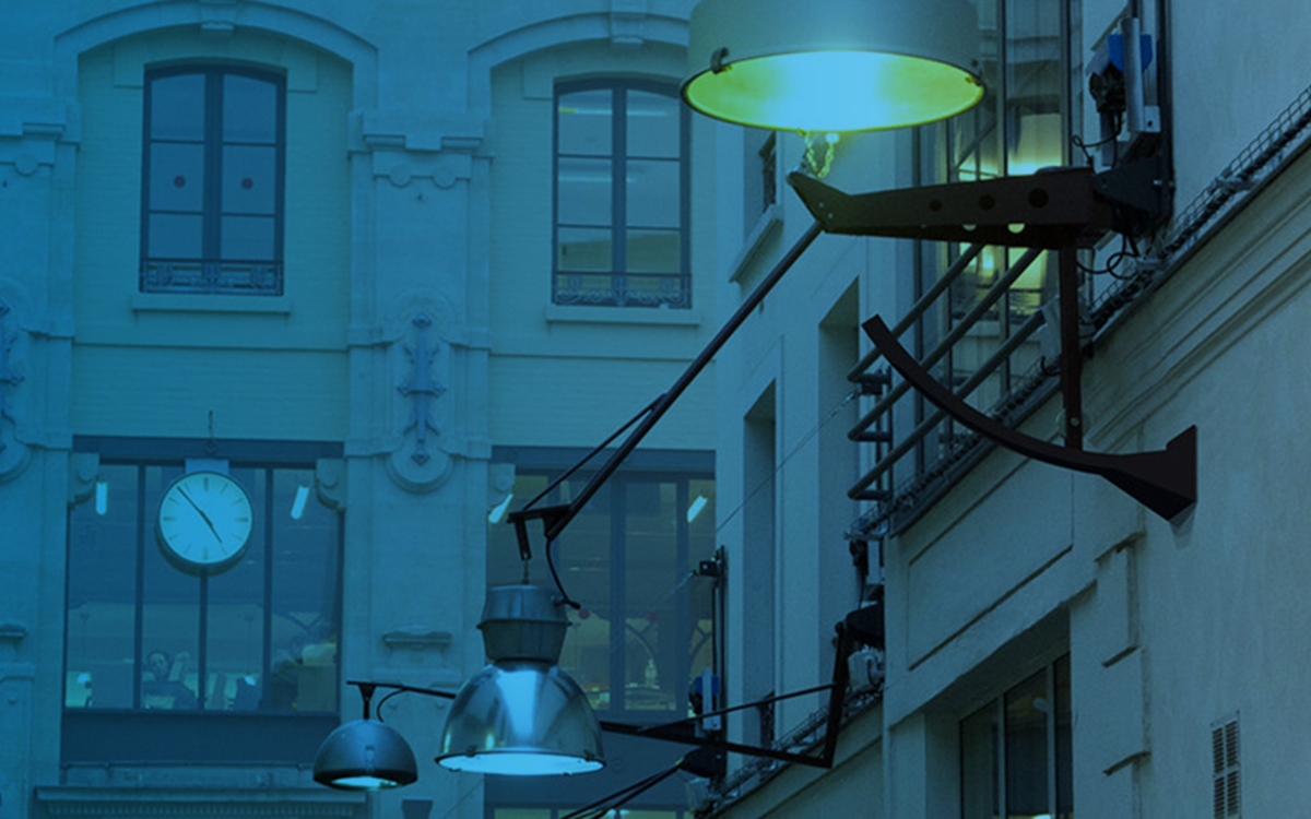 "être utile (quotidiennement)" d'Alain Bublex, dans la cour des Métallos