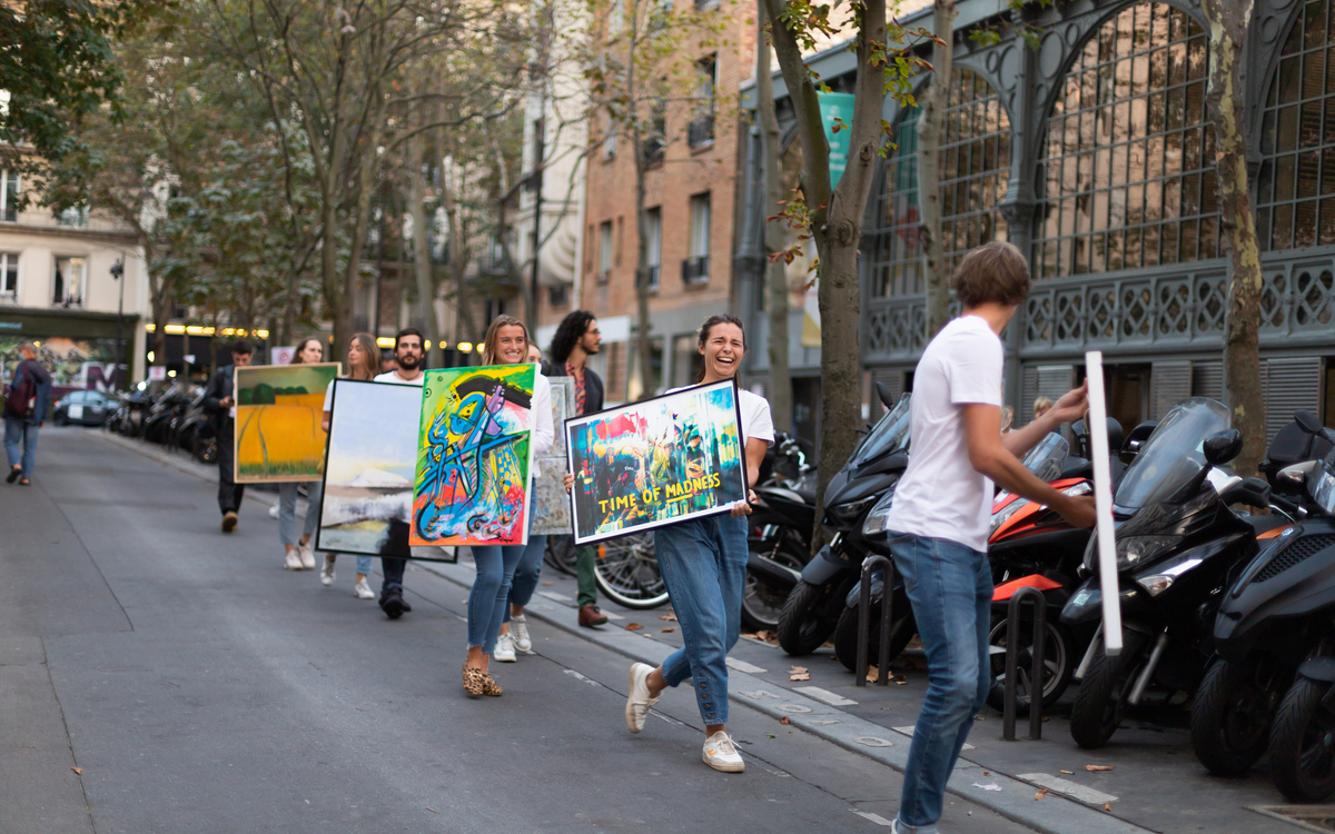 Défilé des oeuvres - Exposition Septembre 2021