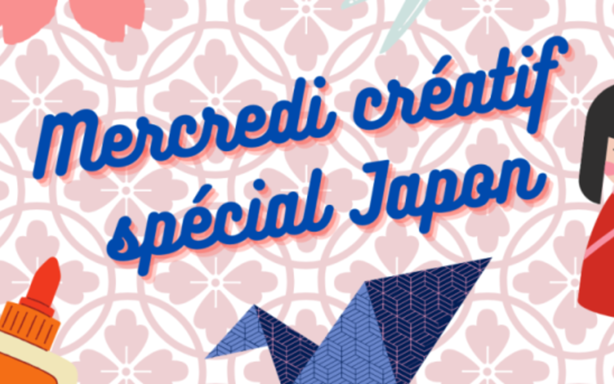 Mercredi créatif spécial Japon : sur on fond de papier peint au motif floral, une grue en origami, un pot de colle, une poupée kokeshi