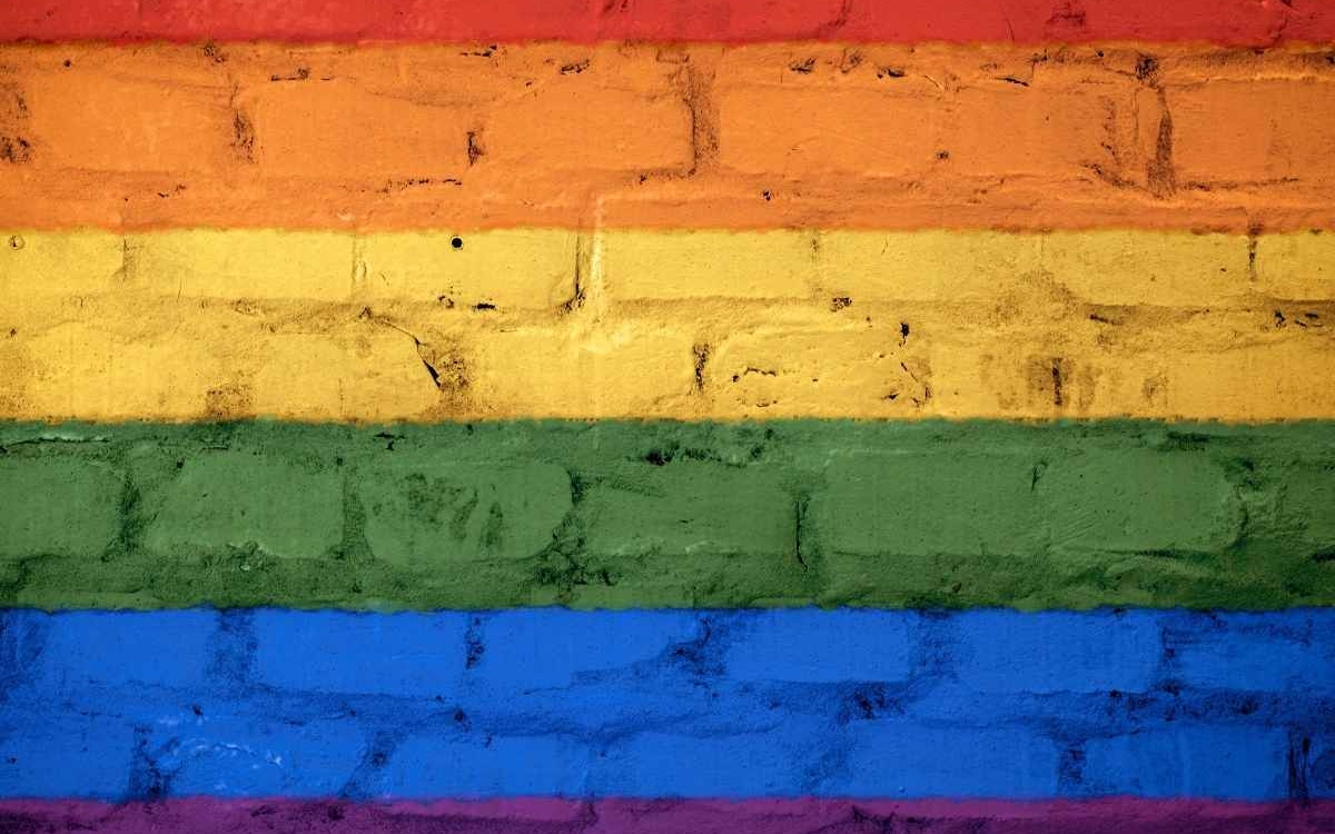 Mur peint aux couleurs LGBTQIA+