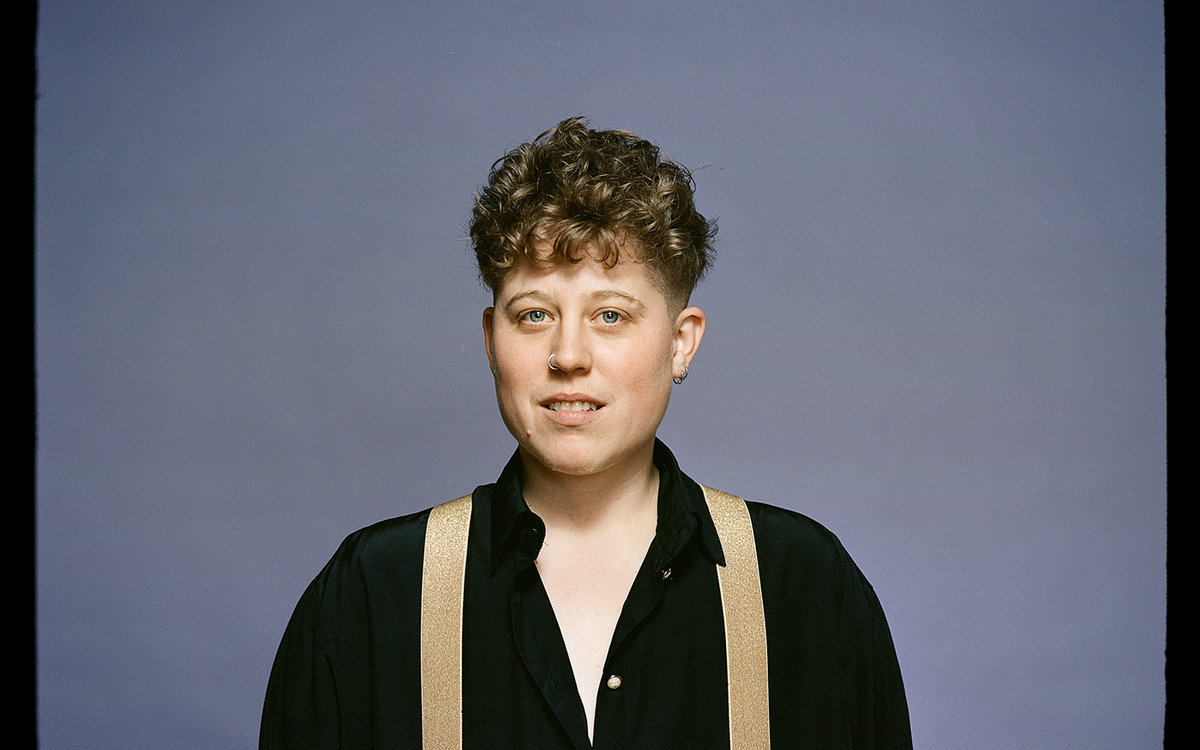 Samuele sort l'album Une Paillette dans l'engrenage