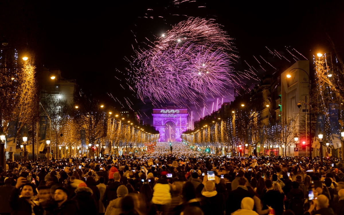 Feu d'artifice Champs-Elysées 31 décembre 2022