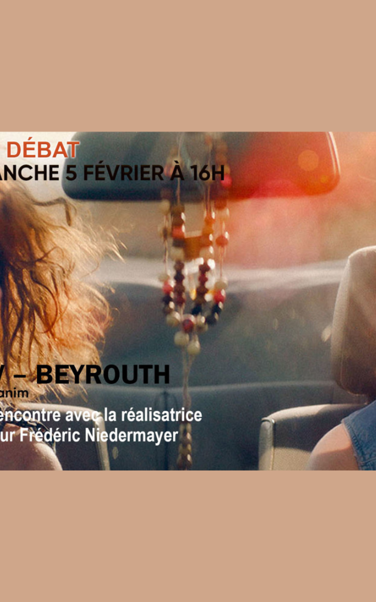 2 femmes dans une voiture 