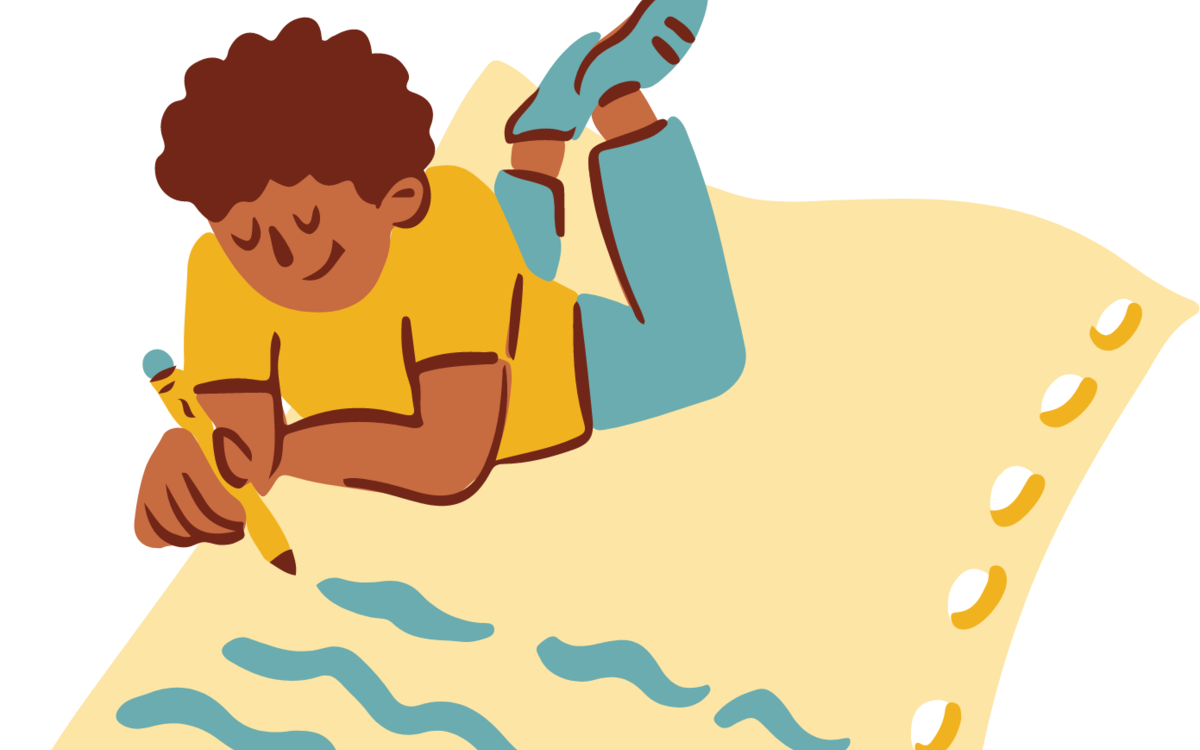 Enfant écrivant sur un papier géant