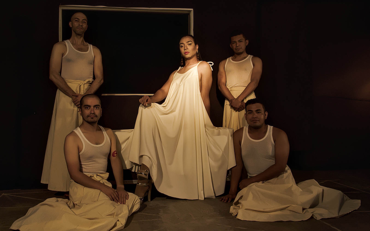 Photo d'un groupe de danseurs