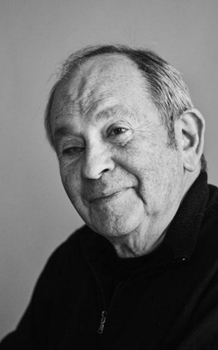 photographie du visage de l'écrivain en noir et blanc
