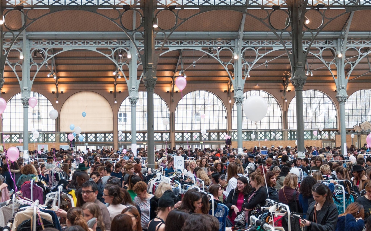 Vide dressing Violette Sauvage au Carreau du Temple