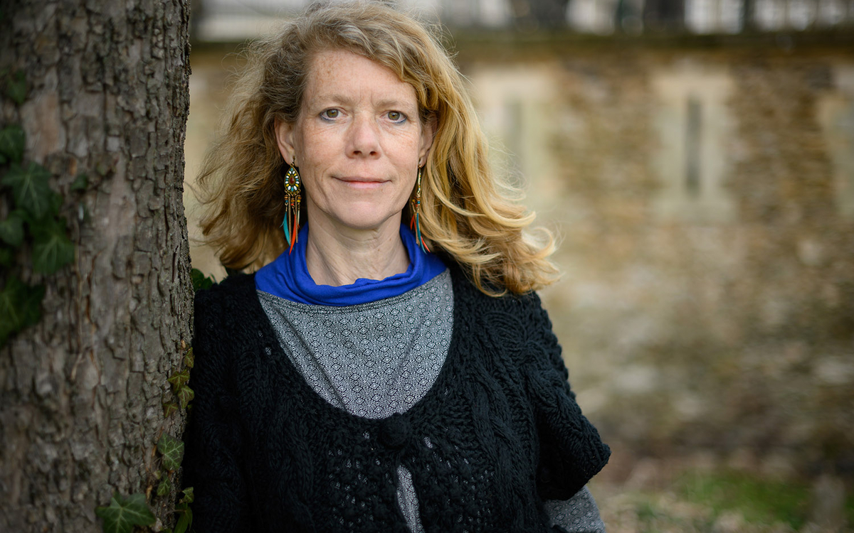 autrice de La constitution maltraitée. Anatomie du Conseil constitutionnel