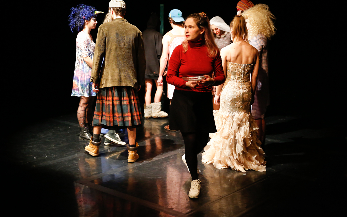 Photos de plusieurs clowns au plateau durant la sortie de cycle 3 en 2022 au Saovar