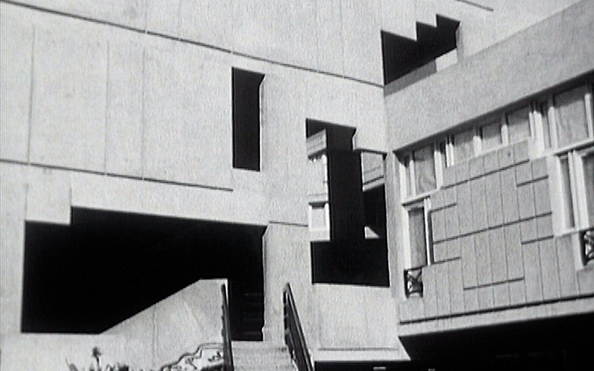 Image du film Promenée de Christian Merlhiot, noir et blanc