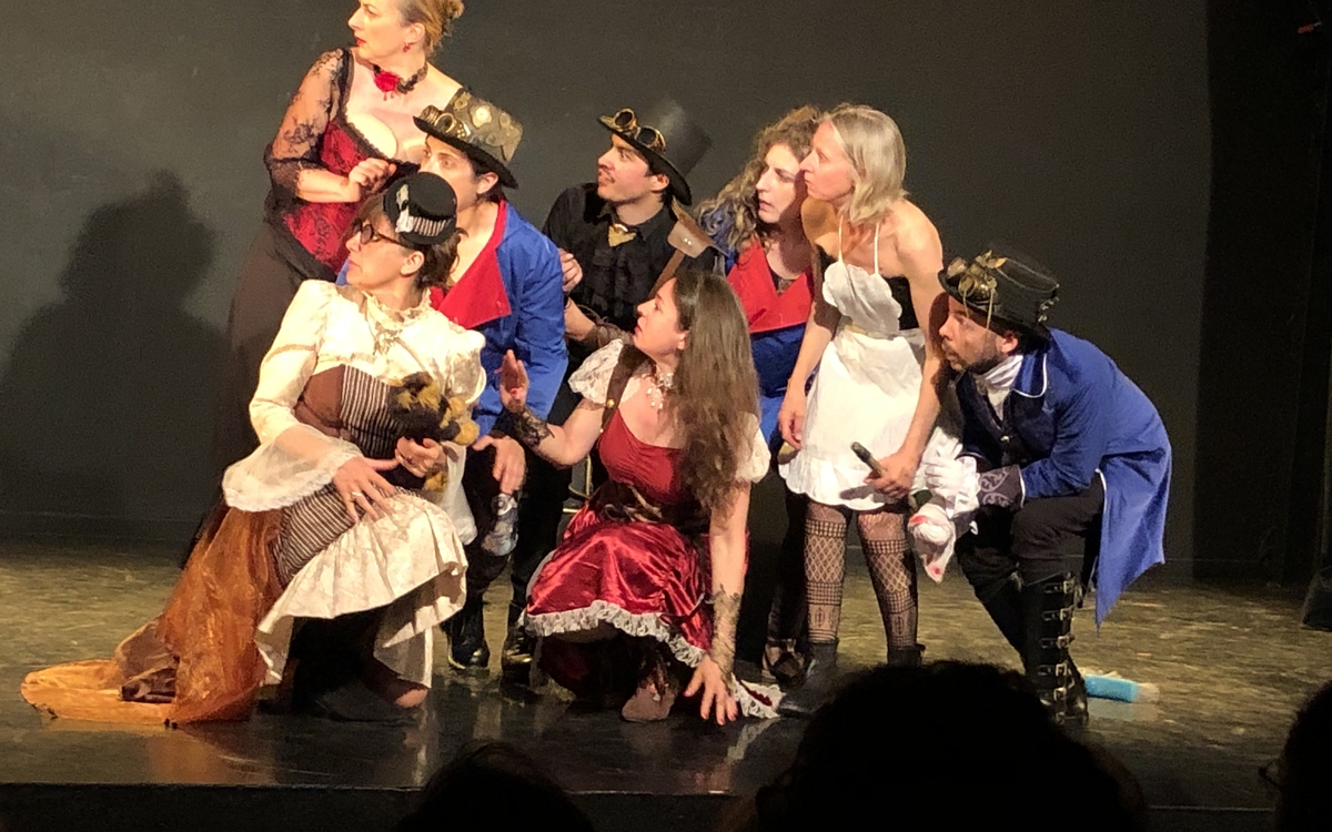 Foulez les planches d'un vrai théâtre !