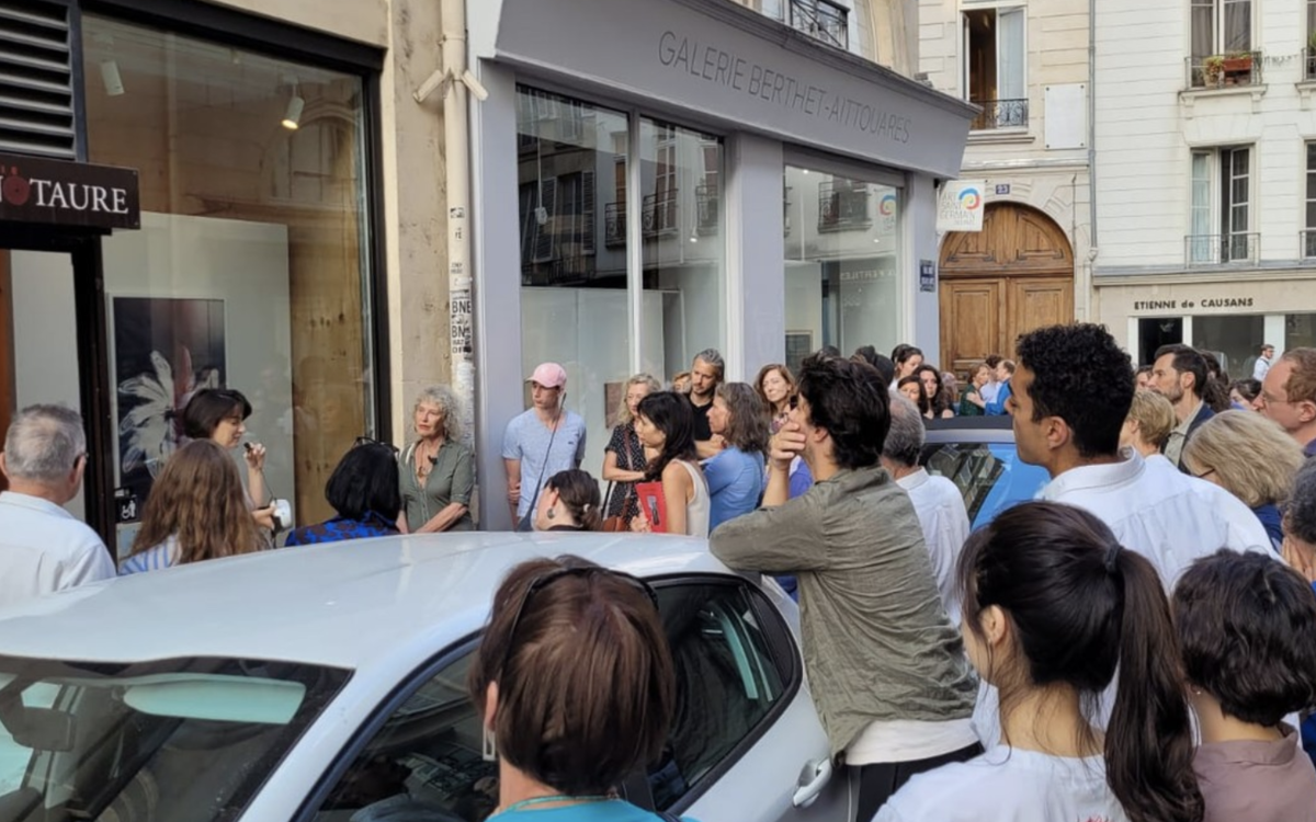 Chromatisme, une exploration de la couleur à Saint-Germain-des-Près