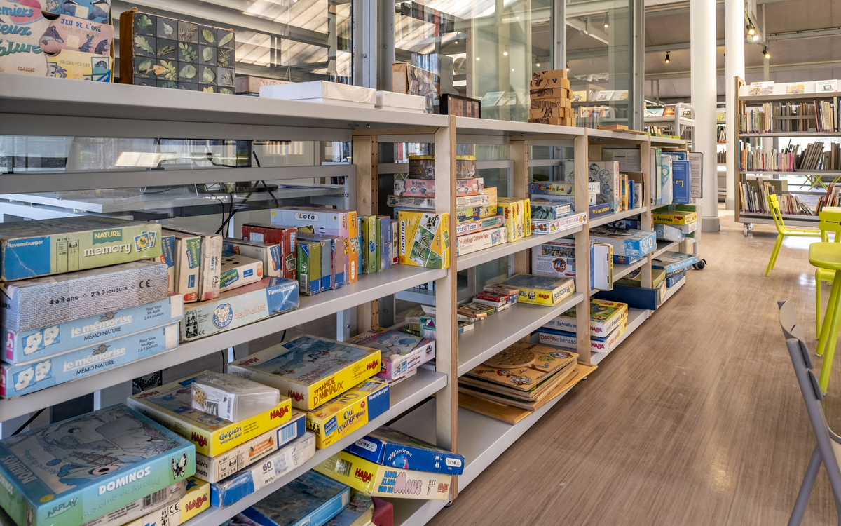 06 14 Jeux_Maison_Paris_Nature_-_Bibliotheque Clement Dorval