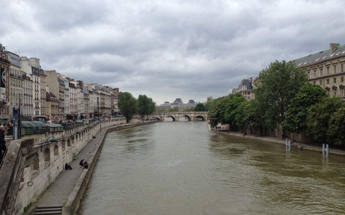 Le fleuve la Seine à Paris