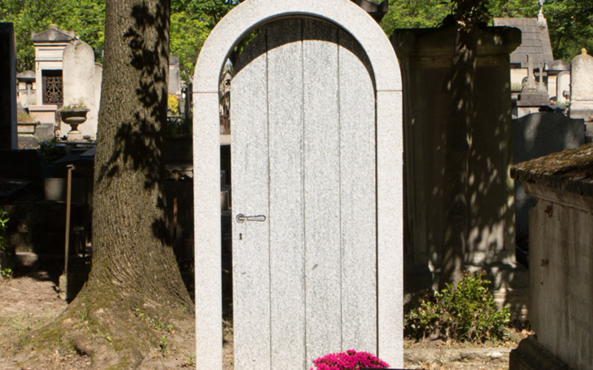 Affiche de l'évènement : Visite guidée : Les tombes insolites du Père-Lachaise