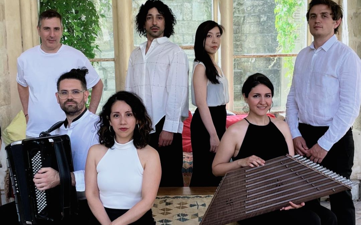 Vahram Zaryan Cie Ensemble Regards 