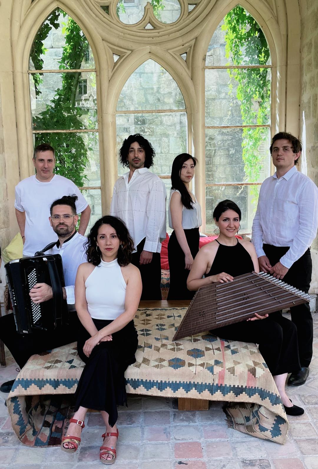 Vahram Zaryan Cie Ensemble Regards 