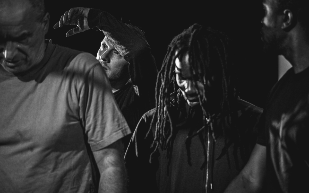 inadaptés-théâtrecontemporain-