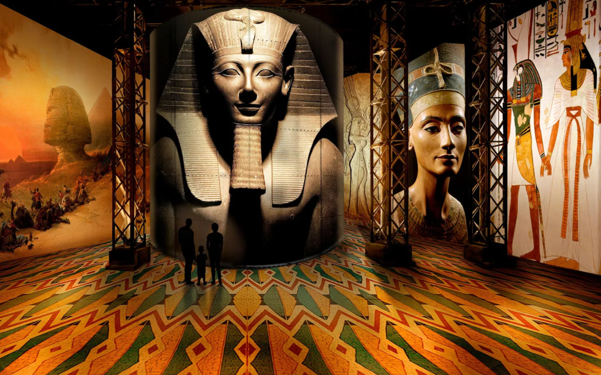 L'Egypte des pharaons, de Khéops à Ramsès II à l'Atelier des Lumières