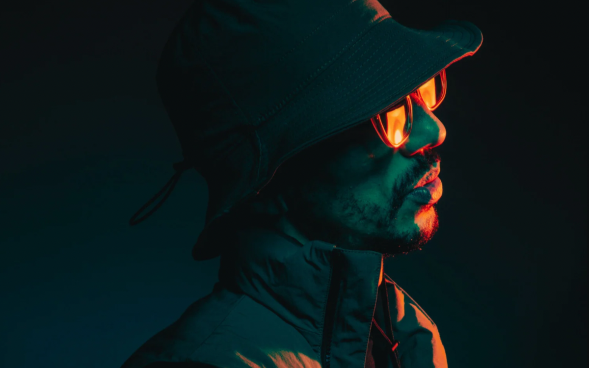 Photo de Zeseau de profil