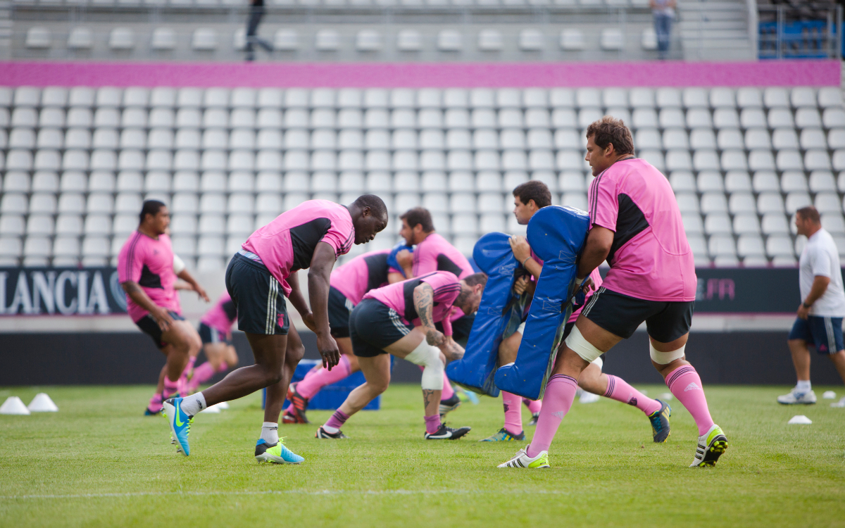 Entrainement des joueurs du stade français au Stade Jean-Bouin