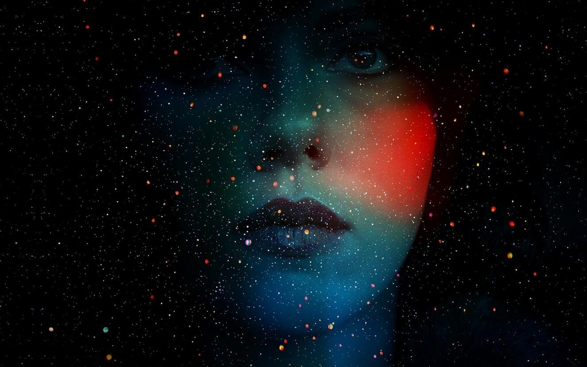 Scarlette Johansson dans Under the skin