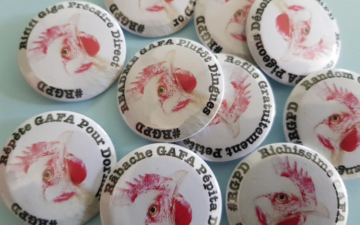 Badge Poulette Party