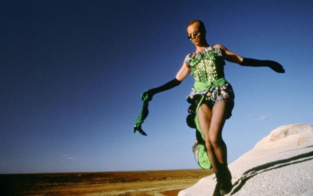 Ciné-Queer — Projection du film Priscilla, Folle du Désert