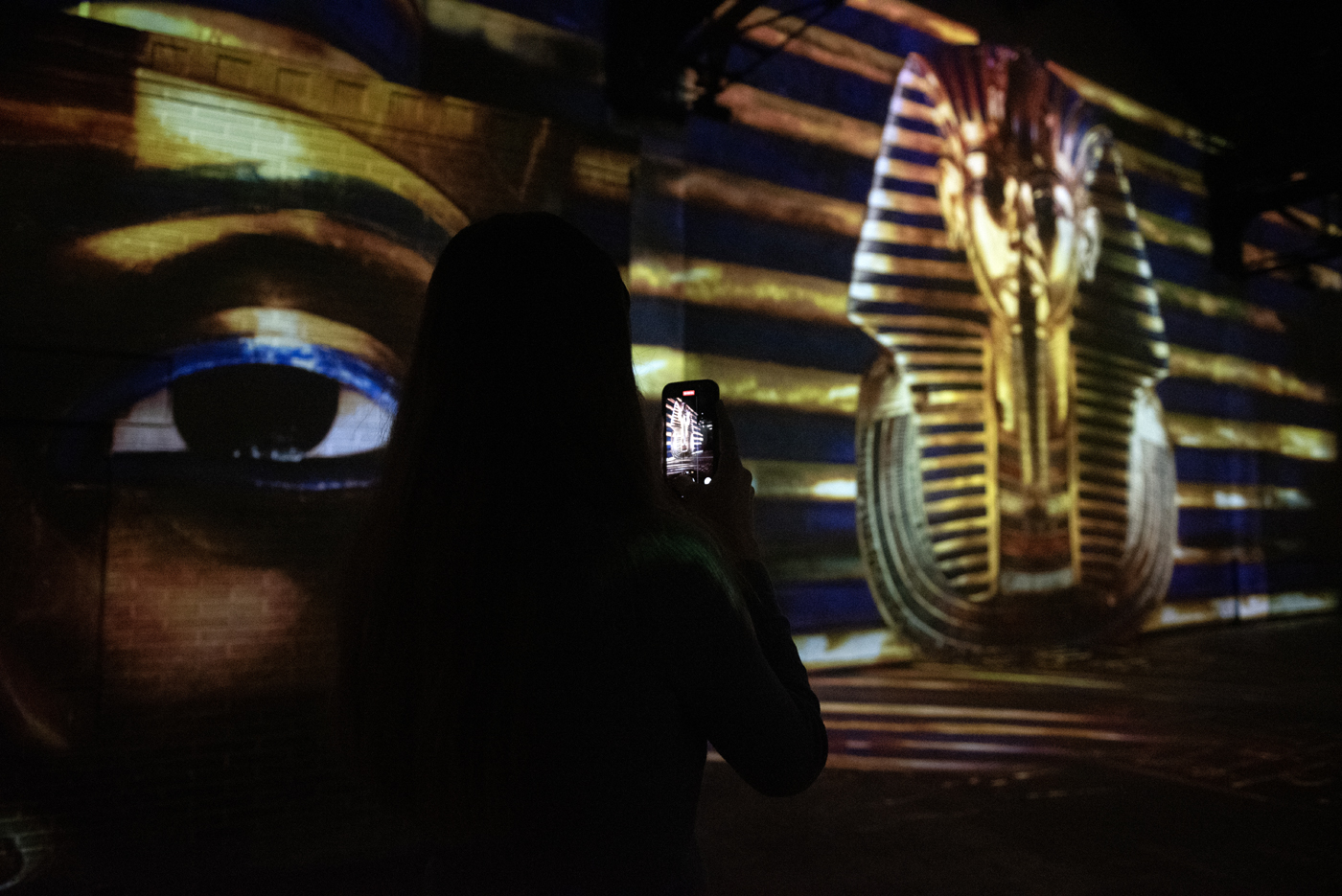 Exposition L'Egypte de Khéops à Ramsès à l'Atelier des Lumières.