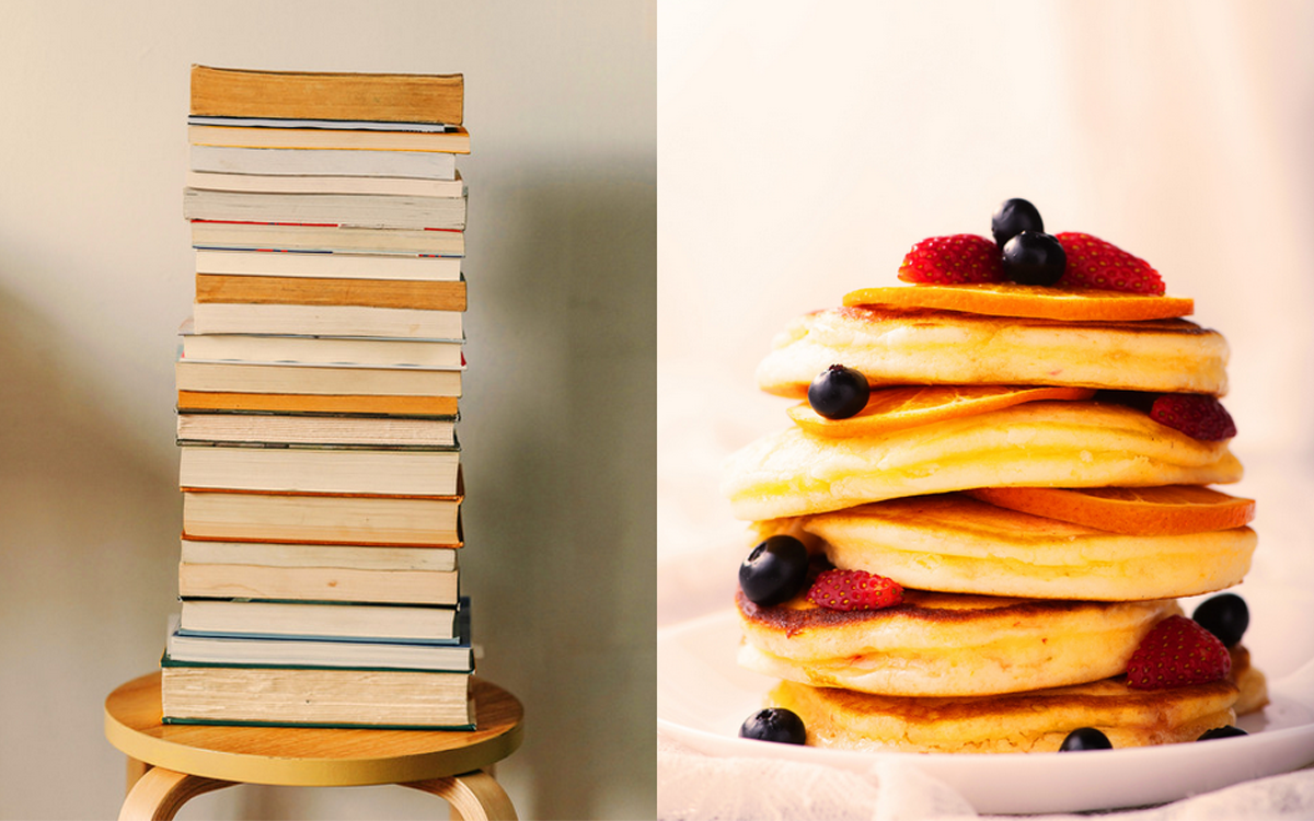 Photos côte à côte d'une pile de livres et d'une pile de pancakes