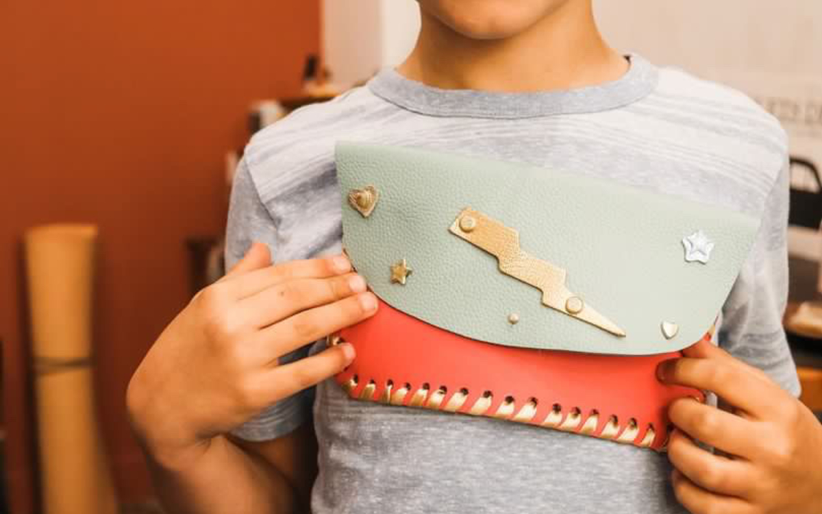 Atelier pochette en cuir enfant 