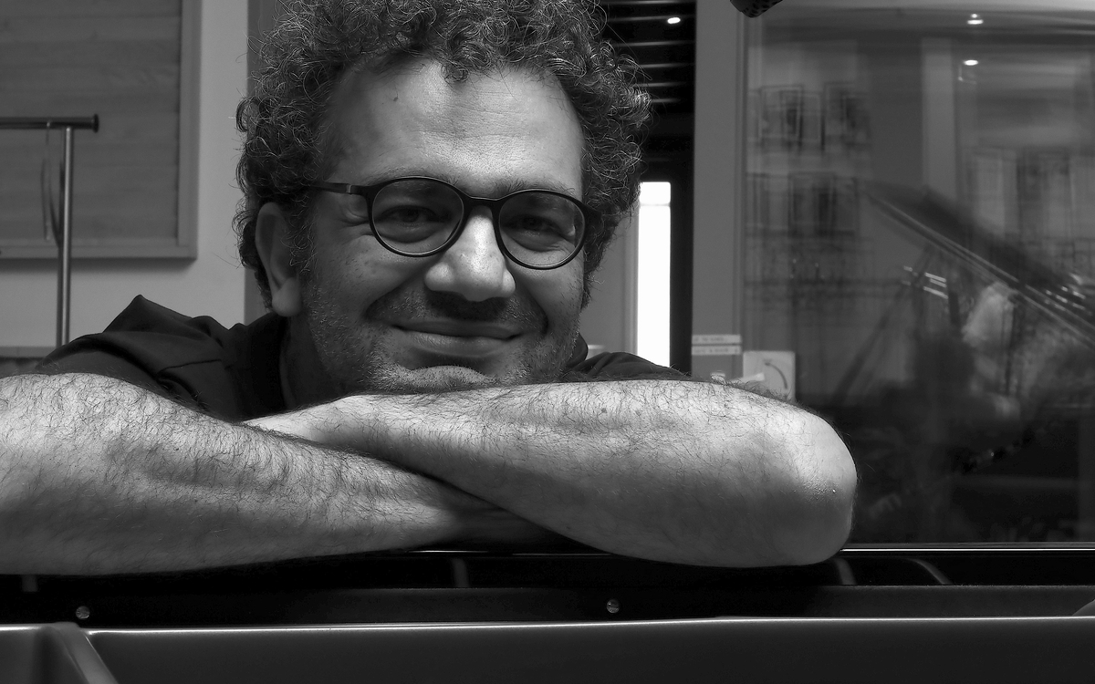 Arshid Azarine revient avec l'album Vorticity