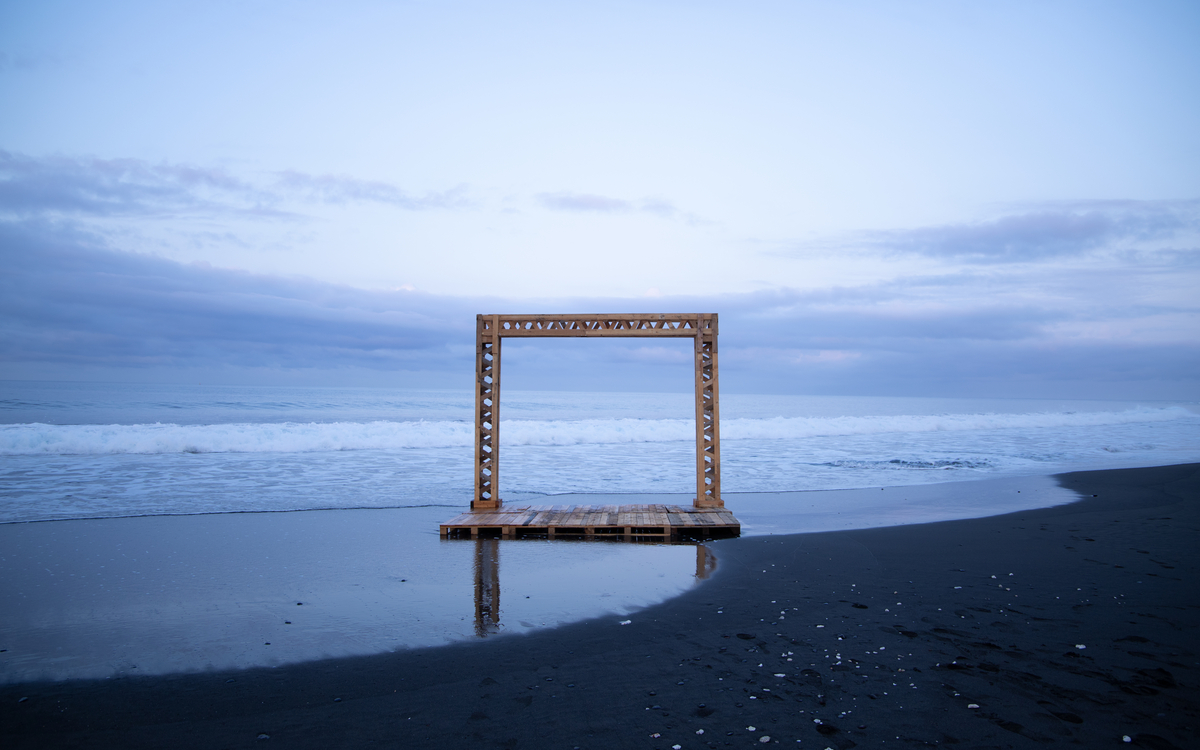 "Lip sync de la pensée",  performance installation,  triptyque de discours d’Asma Lamrabet, de Françoise Vergès et d’Elsa Dorlin, 14 min, coll.  FRAC Réunion, 2019-2020