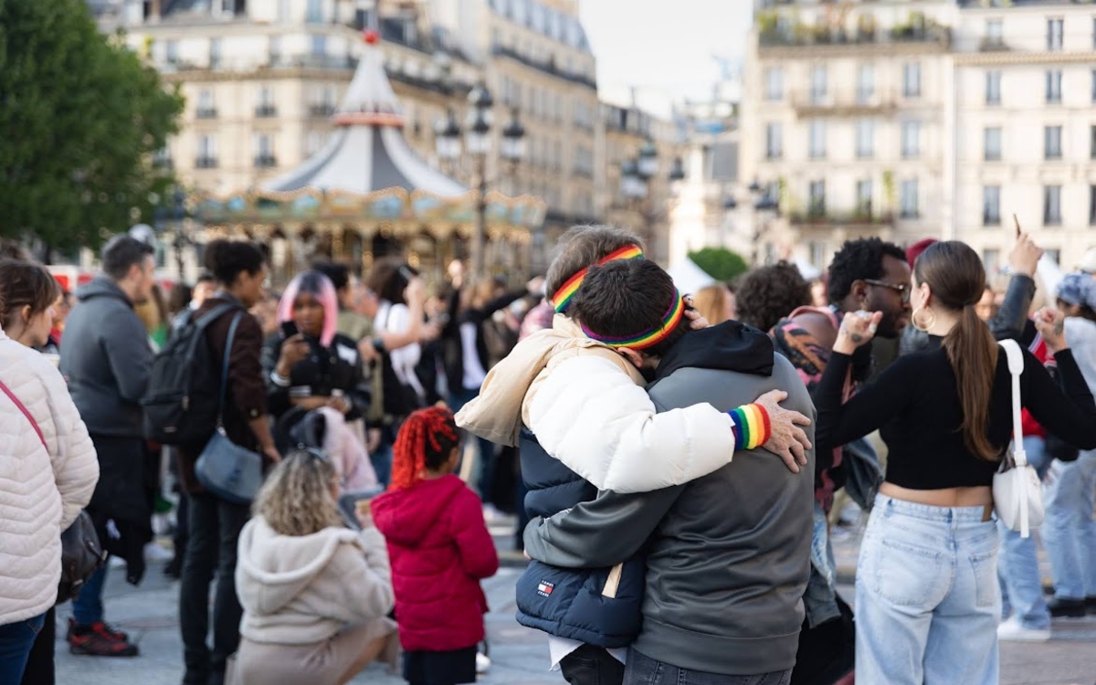 Bal de l'Amour à l'Hôtel de Ville pour les dix ans du mariage pour tous.