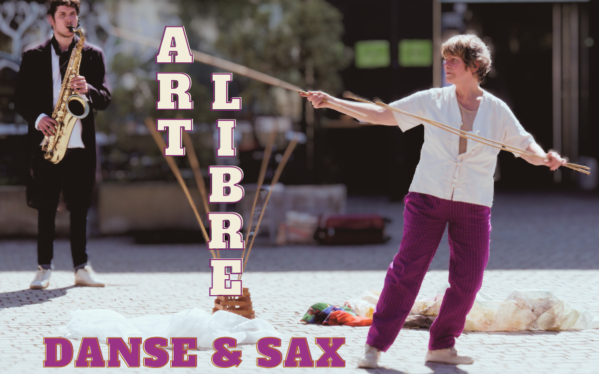 un saxophoniste et une danseuse donnent un spectacle sur une place parisienne