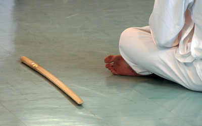 Sabre en bois pour la pratique de l'art martial.