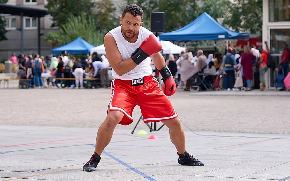 Visuel de la performance "Mash-Up" de Christina Towle