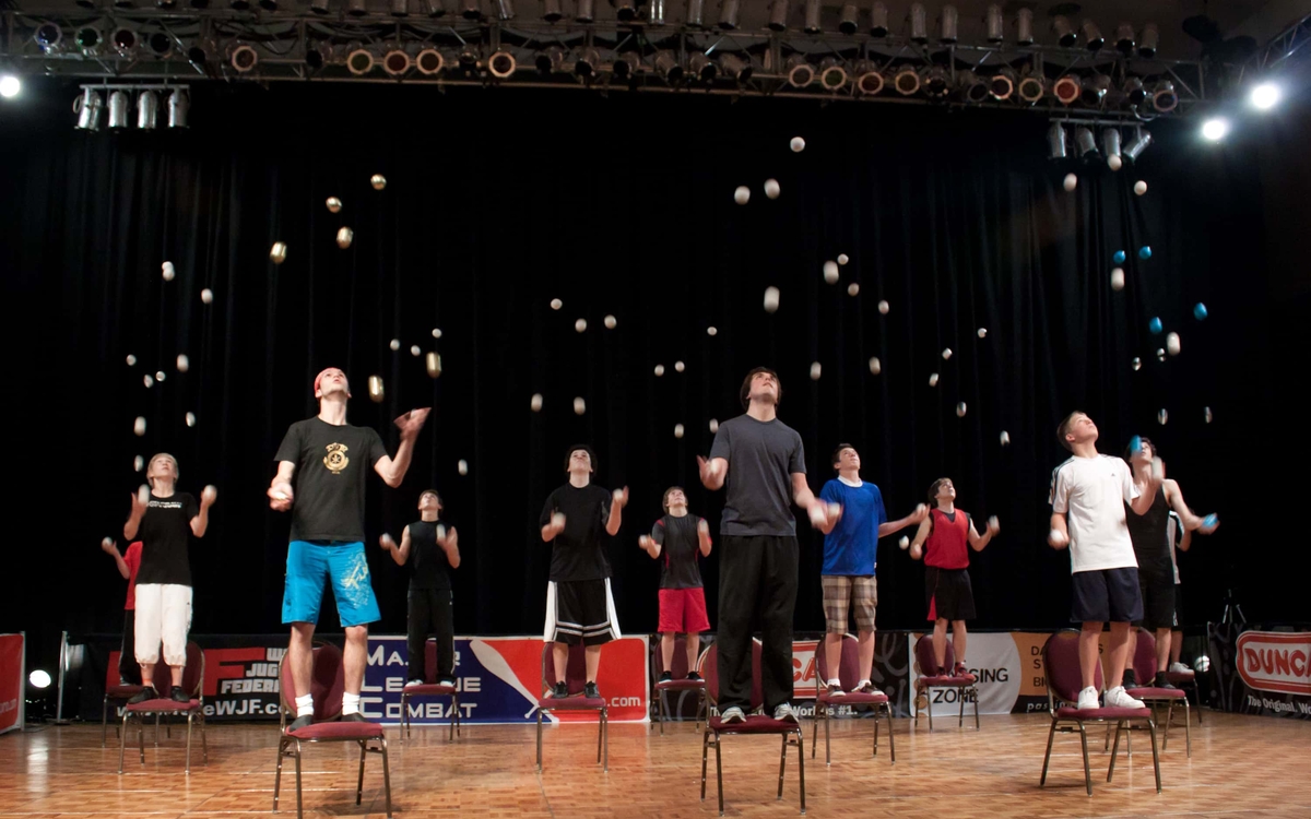 Compétition de jonglage - World Juggling Federation - Endurance de balle isolée