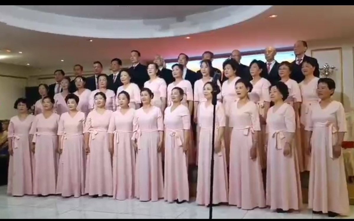 photo de la chorale des chinois d'outre-mer à Paris
