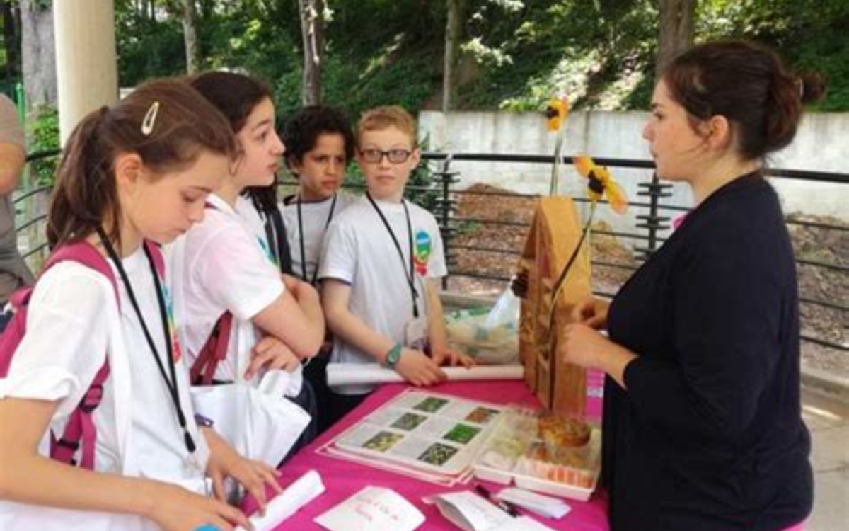 Photo d'enfants participant à un atelier de sensibilisation