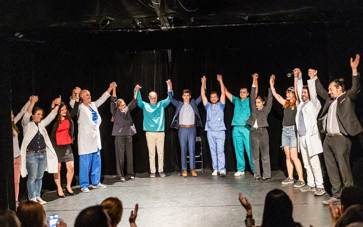 Cours de théâtre à Paris : Avenue du spectacle 2024 2025 - ATELIER IMPROVISATION / Photo : Pierre MOREL