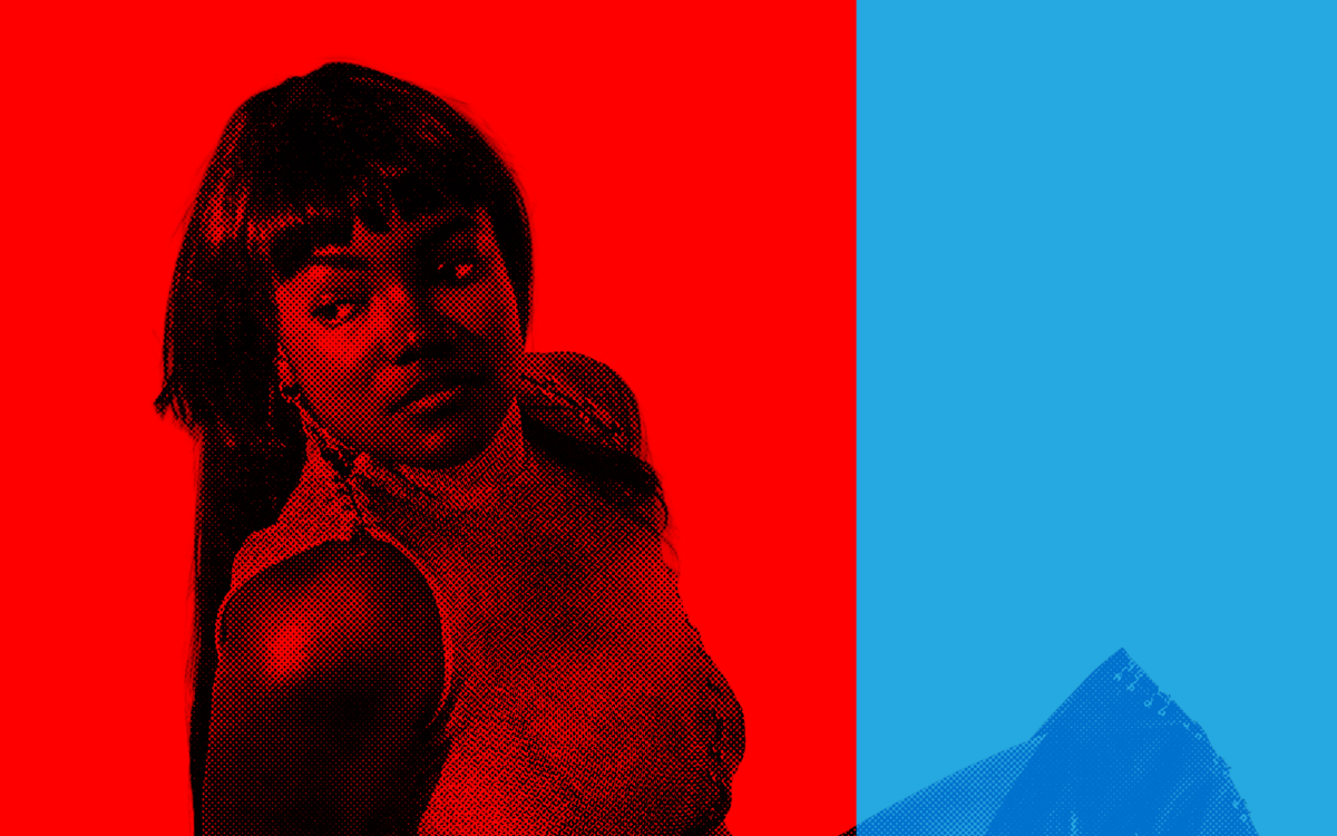 L'artiste Tatyana Jane pixelisée sur un fond rouge et bleu