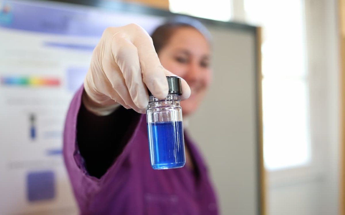 Jeune chercheuse au Collège de France