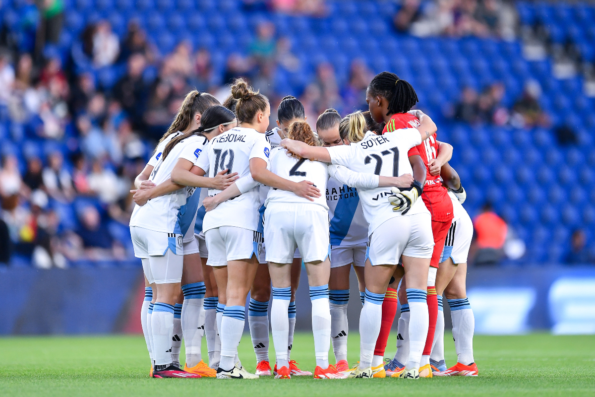 Photo des féminines du Paris FC