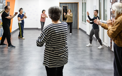 Séniors pratiquant du Kung Fu