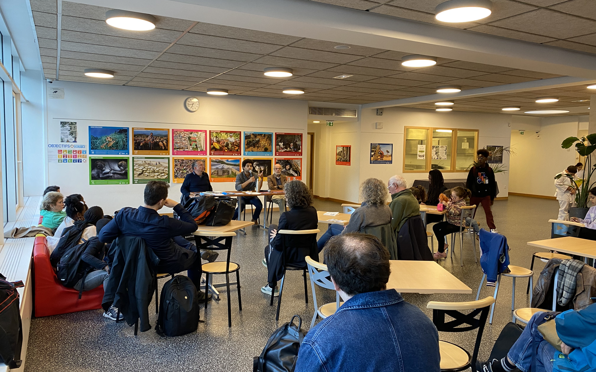 Débat conférence information sur l'eau