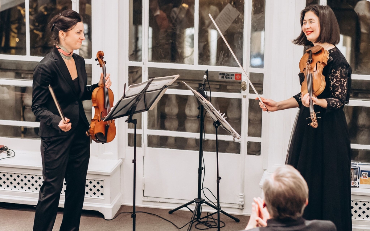 Duo violonistes "The Divky Project" - concert caritatif pour l'Ukraine à Paris 2025
