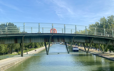Photo d'un pont sur le canal Saint-Denis